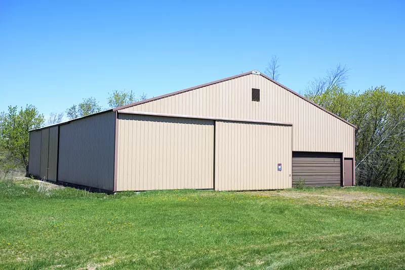 Wisconsin Homes for Sale with Pole Barn Over 1 Million